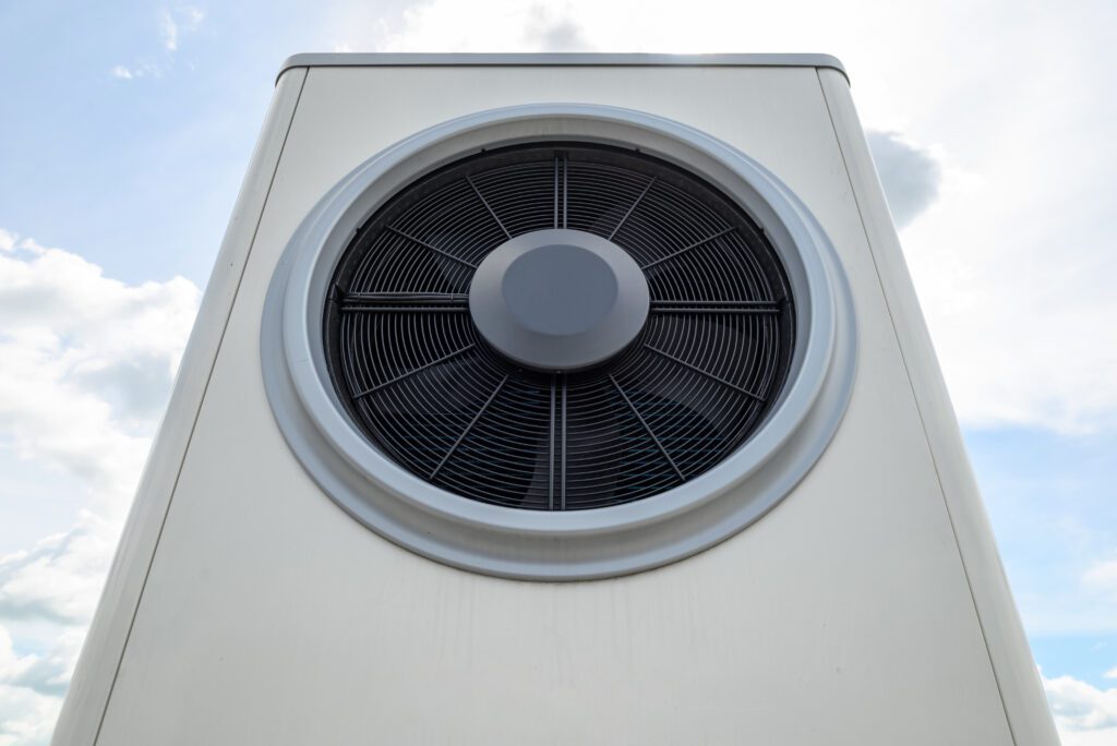A Guide to Commercial AC Repair for the Summer Months